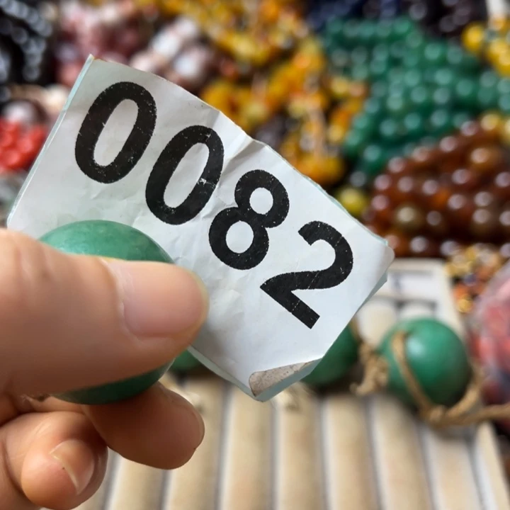 和田玉（糖玉）未镶嵌颈饰阳***妮