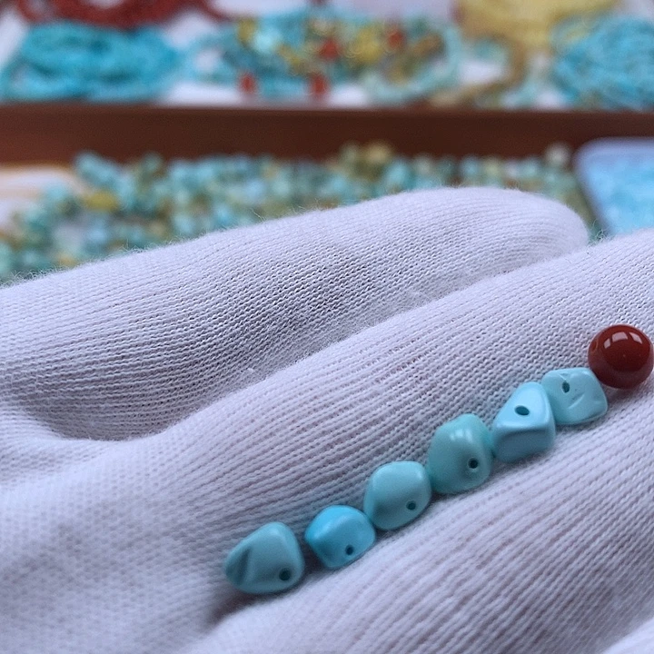 南红玛瑙未镶嵌珠宝奇石