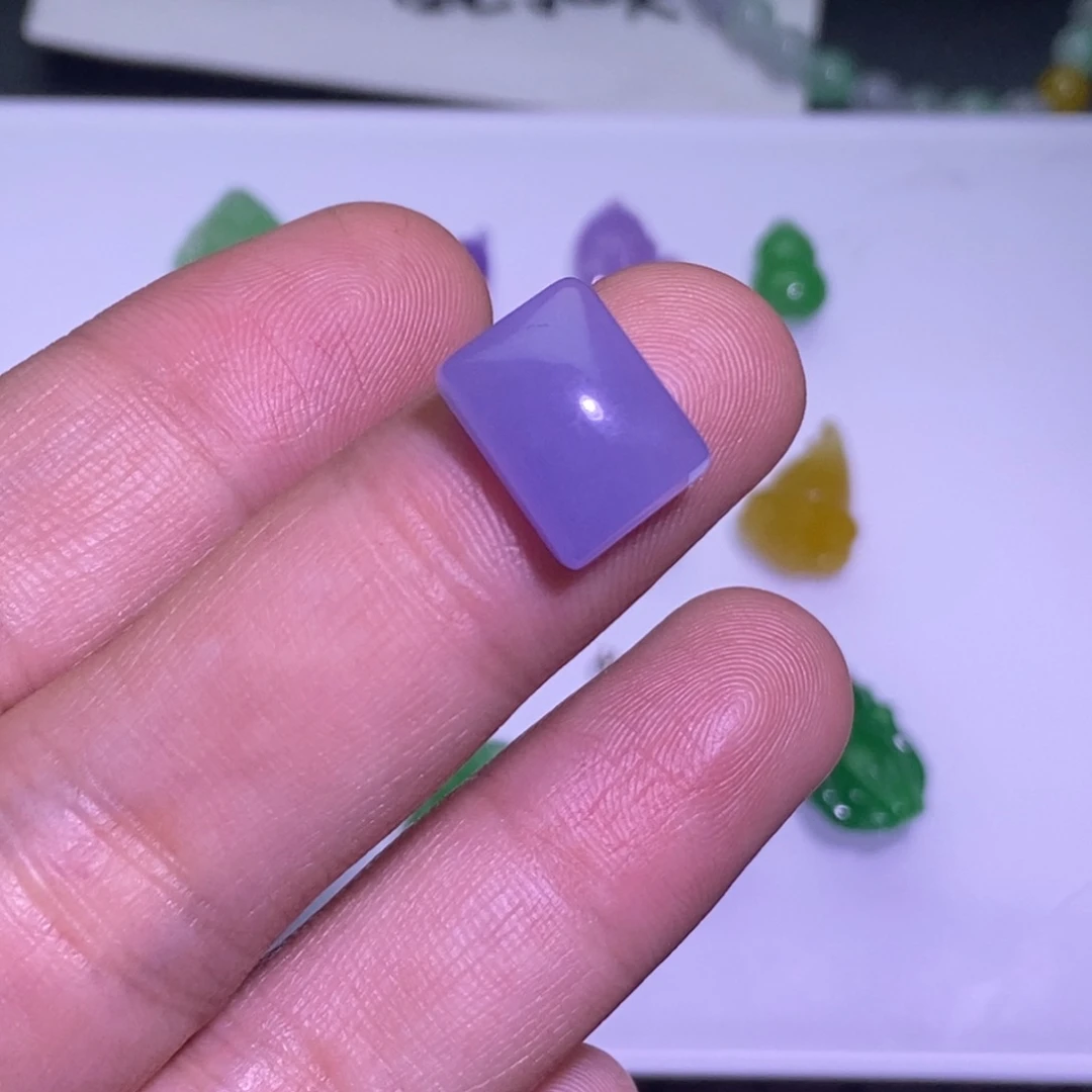 翡翠未镶嵌颈饰吊坠