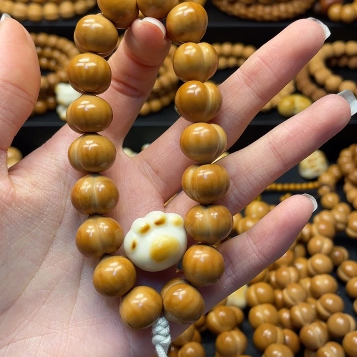 小***菜猴头核桃吊坠二等屁桃加猫爪