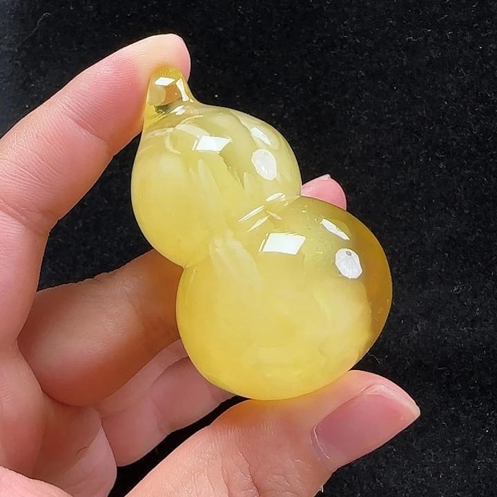 未镶嵌蜜蜡珠宝奇石