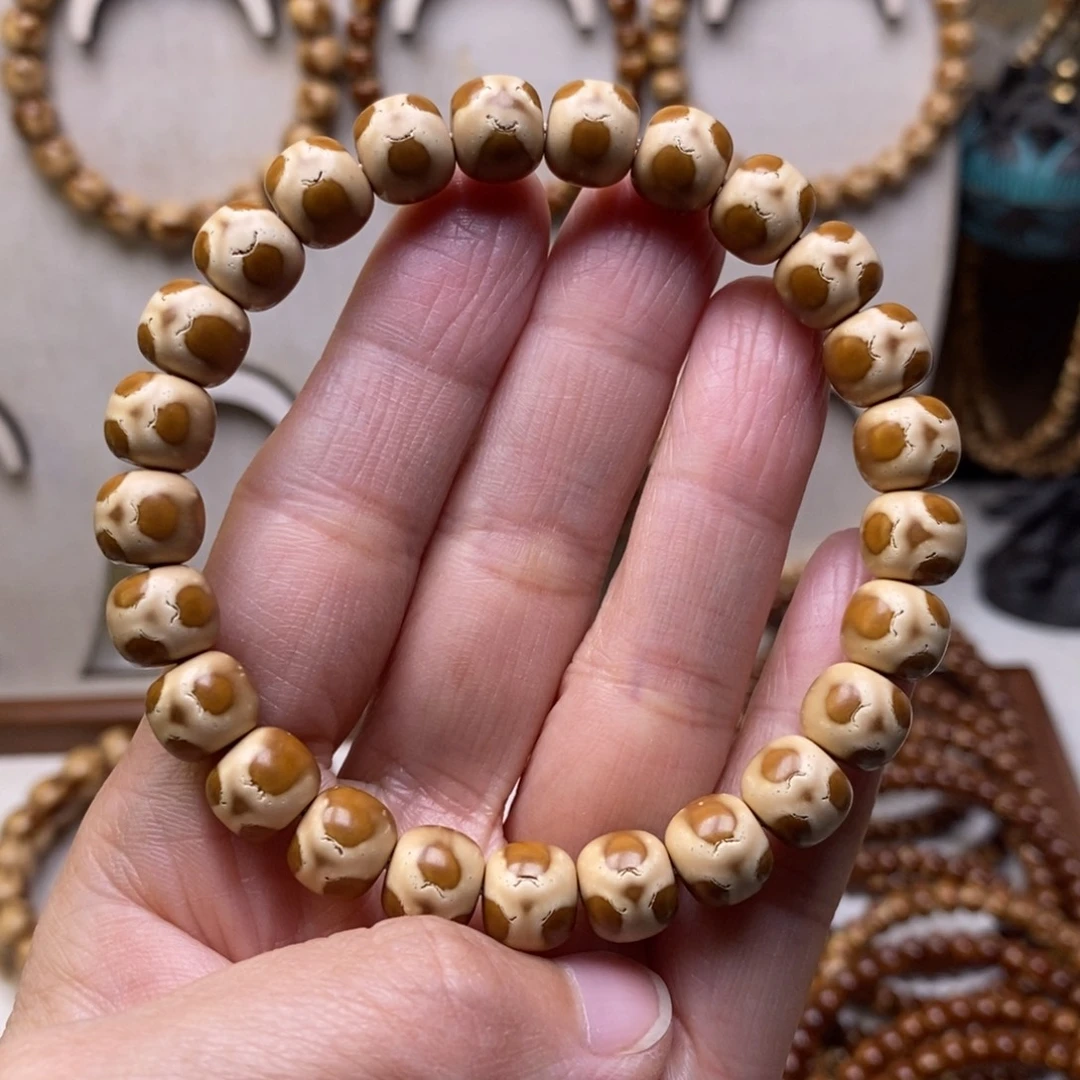 吃***.紫金鼠手串精挑毕业实习三叶草熊猫9,5精品