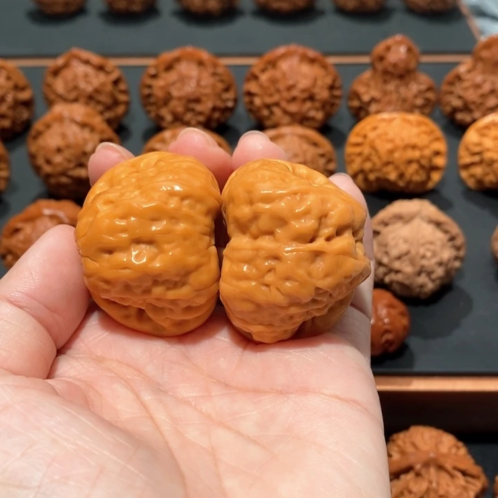 文玩核桃吊坠D****r蛤蟆