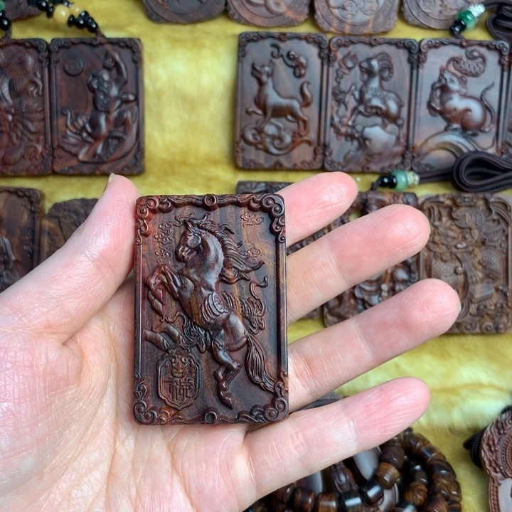 秦***英黄花梨/降香黄檀手串/手链黄花梨黄花梨