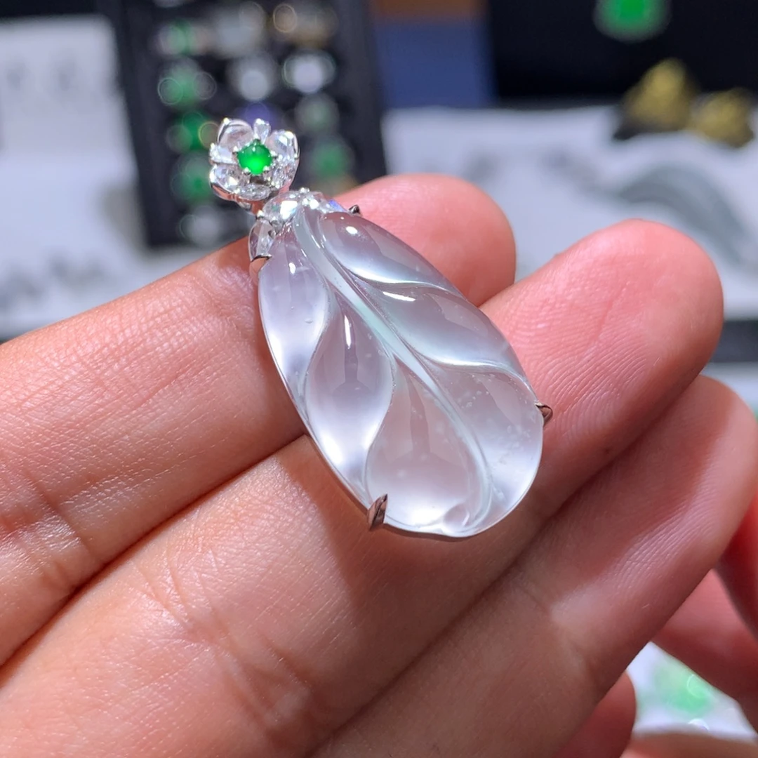 翡翠18K金镶嵌吊坠(不含链)