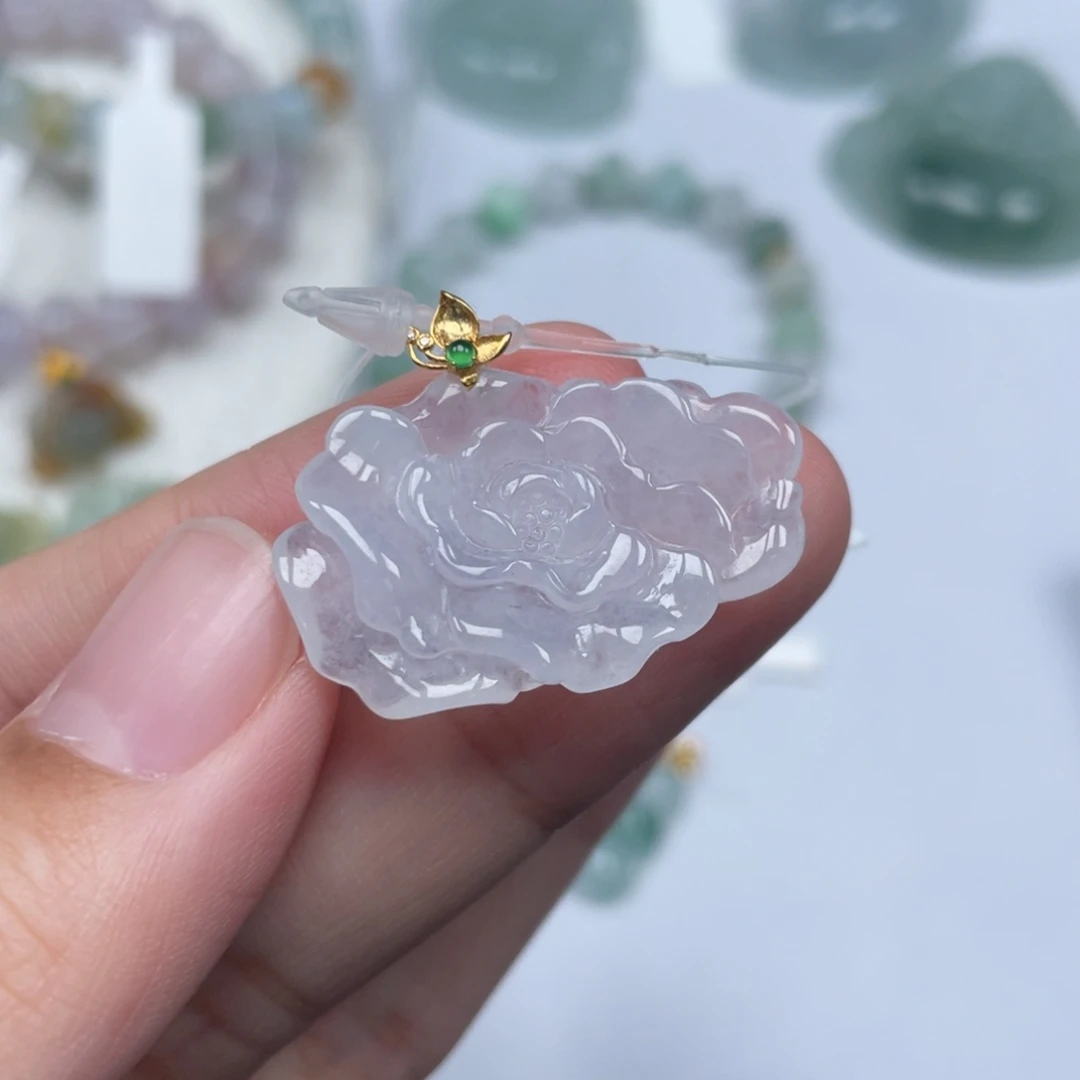 翡翠18K金镶嵌颈饰天然A货缅甸翡翠