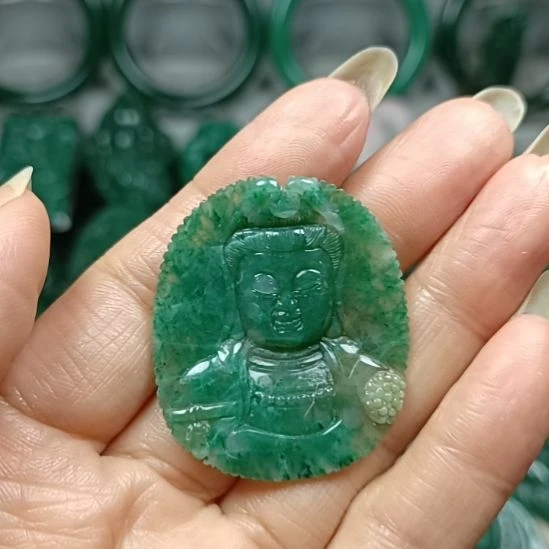 未镶嵌独山玉观音菩萨
