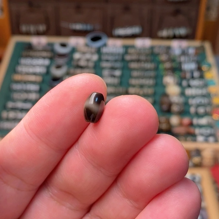 未镶嵌玛瑙/玉髓珠宝半成品