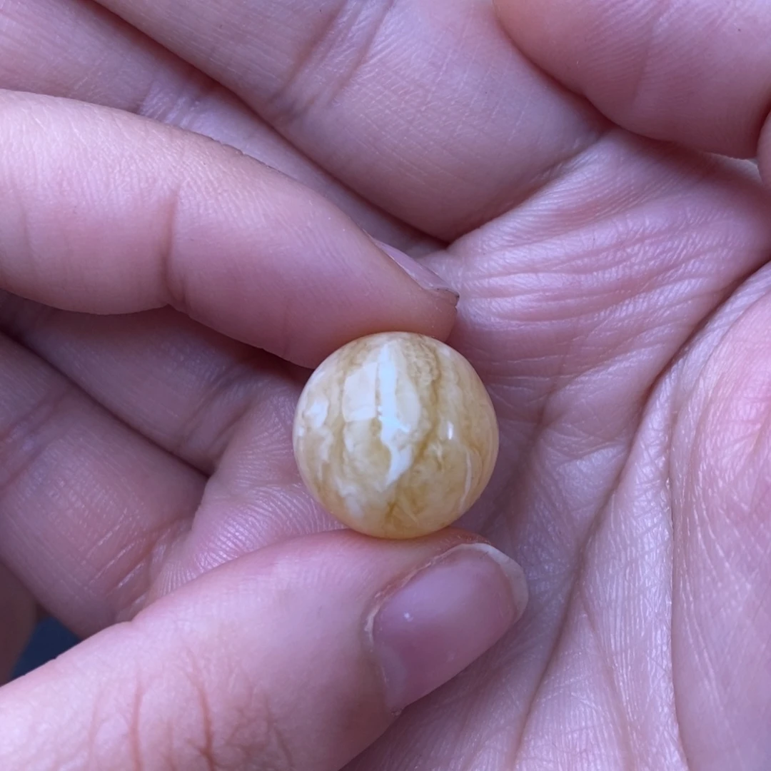 裸石琥珀未镶嵌蜜蜡