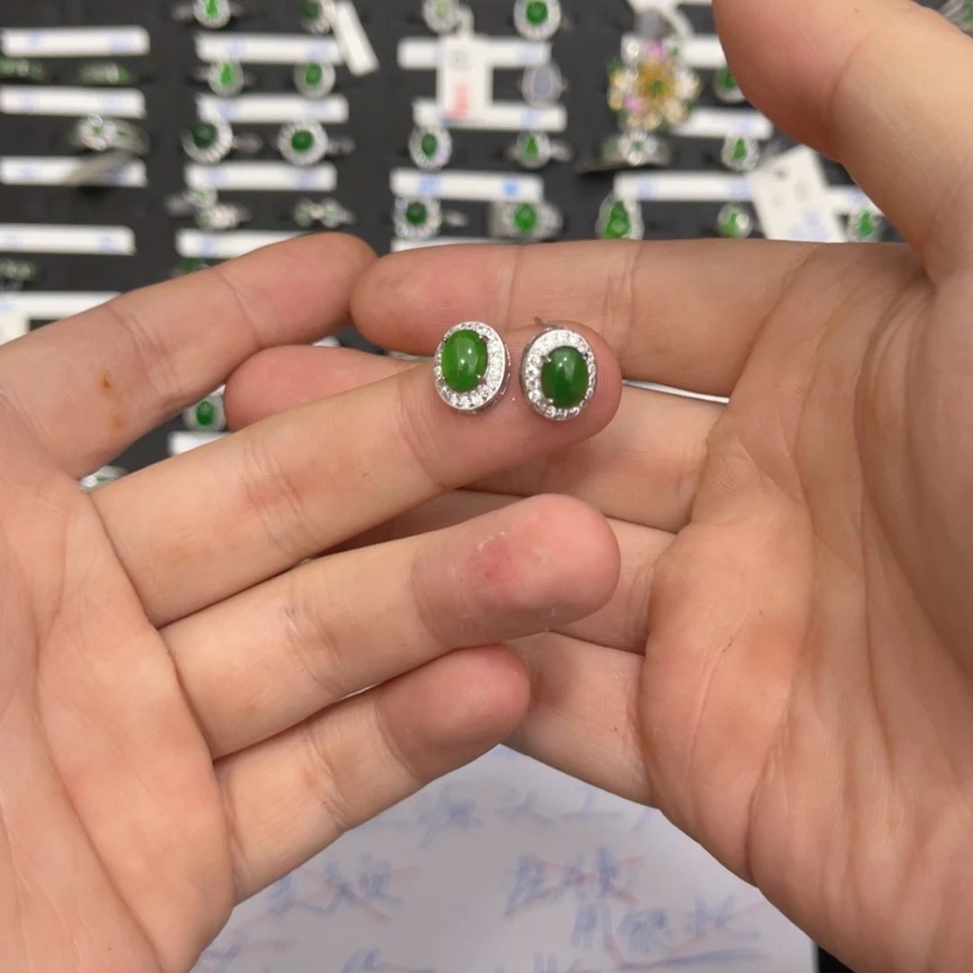 翡翠戒指银S925镶嵌翡翠耳钉
