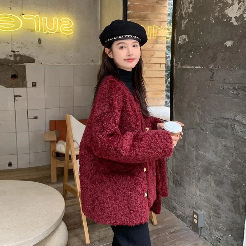 红色覆古高级感外套加绒女2025冬季新款小个子V领加厚毛绒上衣