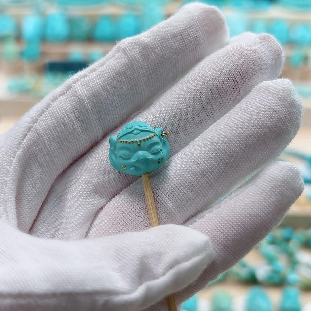 绿松石未镶嵌珠宝奇石