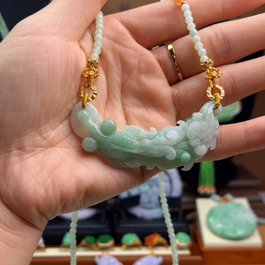 翡翠未镶嵌颈饰天然翡翠