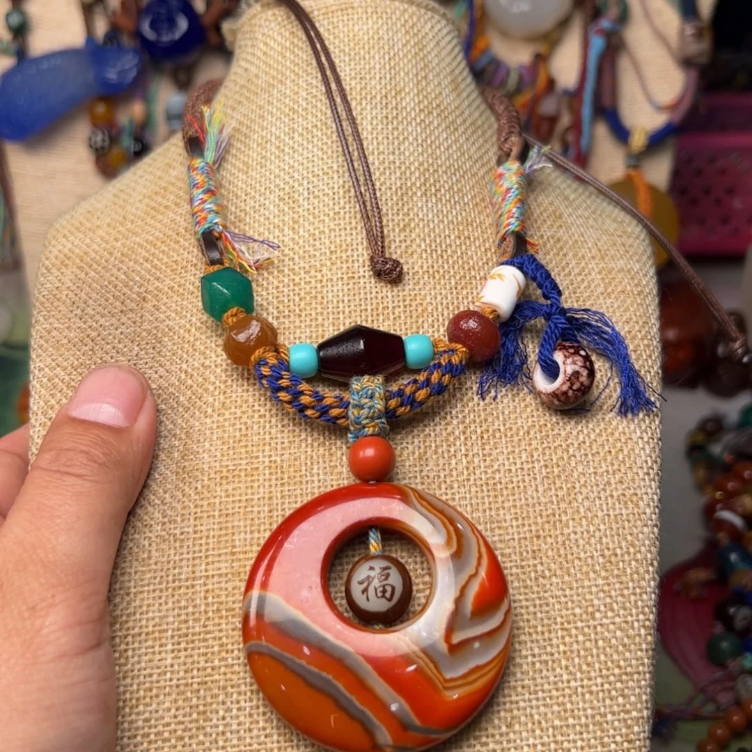 玛瑙/玉髓颈饰未镶嵌