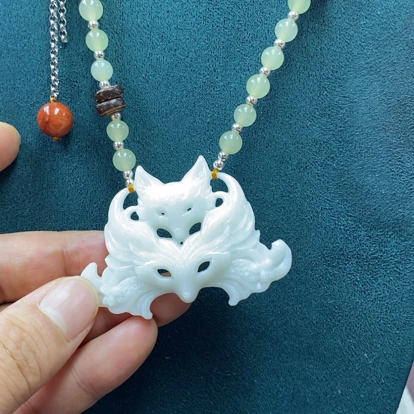 【闪购商品】蛇纹石玉未镶嵌吊坠