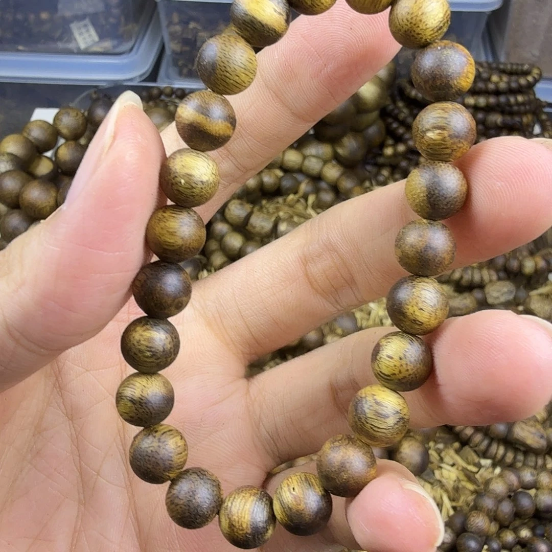 沉香沉香碎屑我****。卡8mm，5克➕