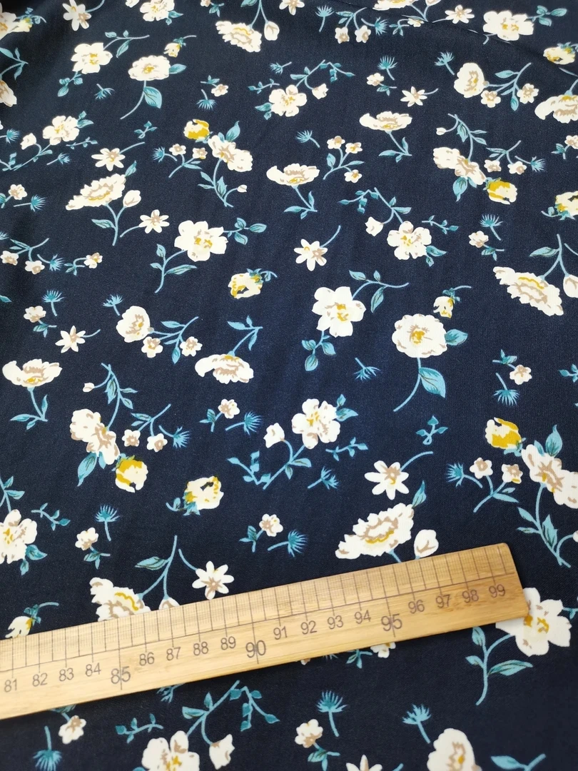 佐织麻面料 HZZM0064 深藏青黄白花可做夏季连衣裙 寸衣面料