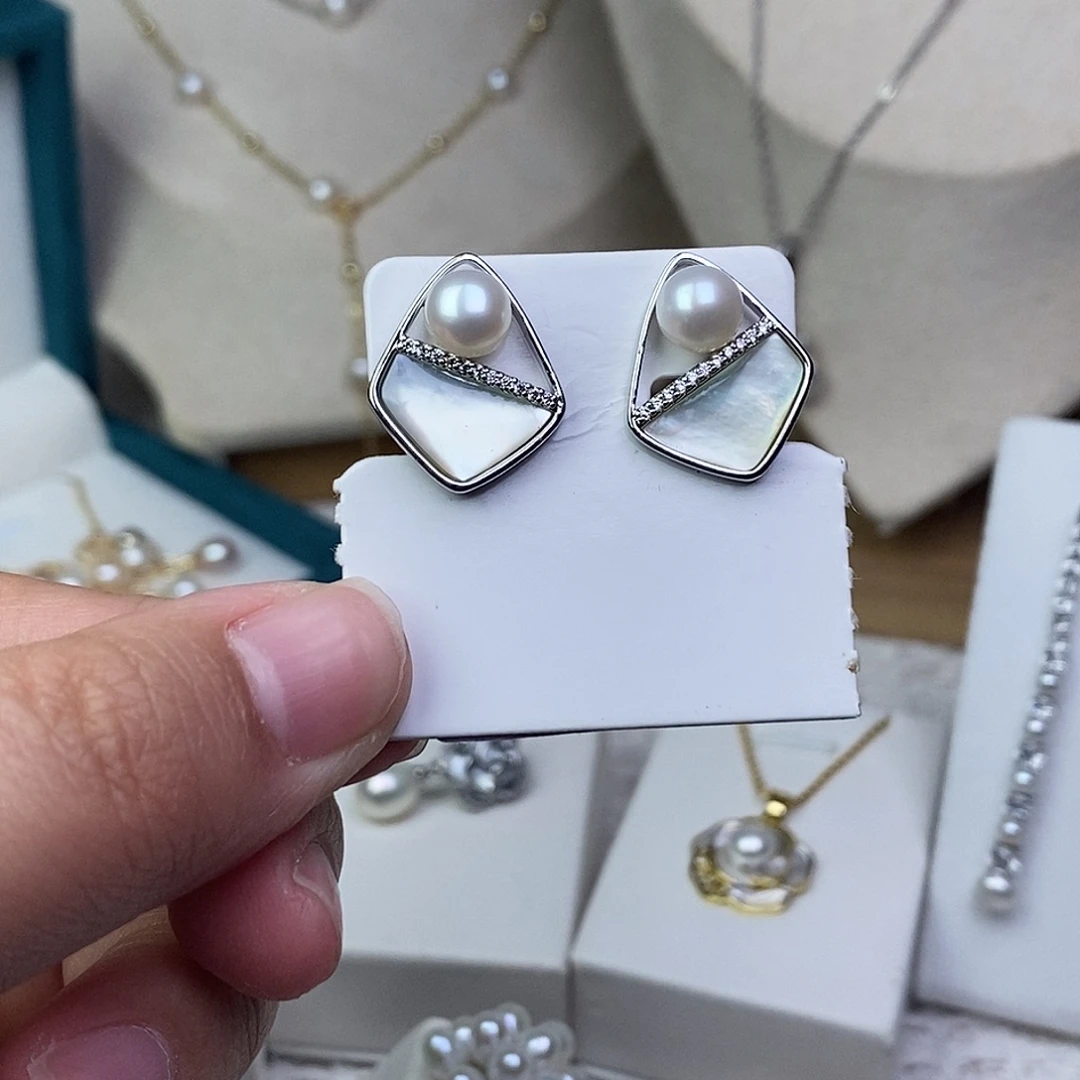 耳饰银S925镶嵌淡水珍珠