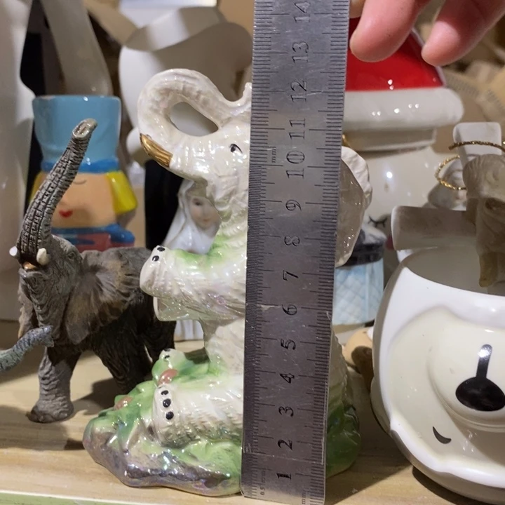 摆件范*范陶瓷树脂家居摆件