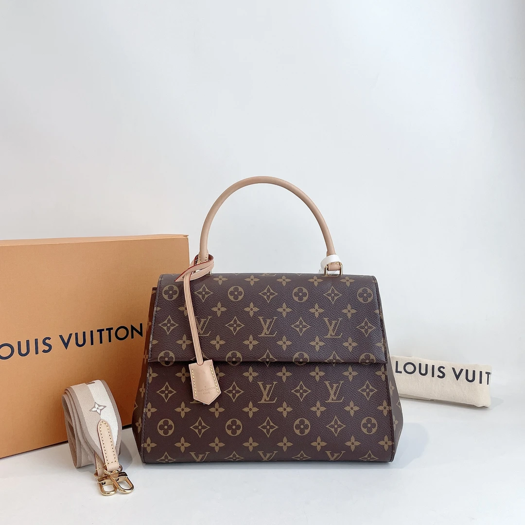 99新 LouisVuitton/路易威登 中号克鲁尼单肩包 奶茶宽肩带 芯片