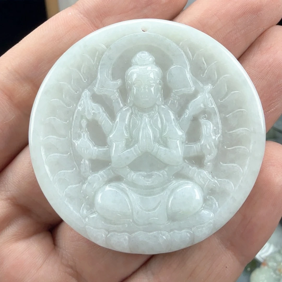 翡翠挂件未镶嵌翡翠