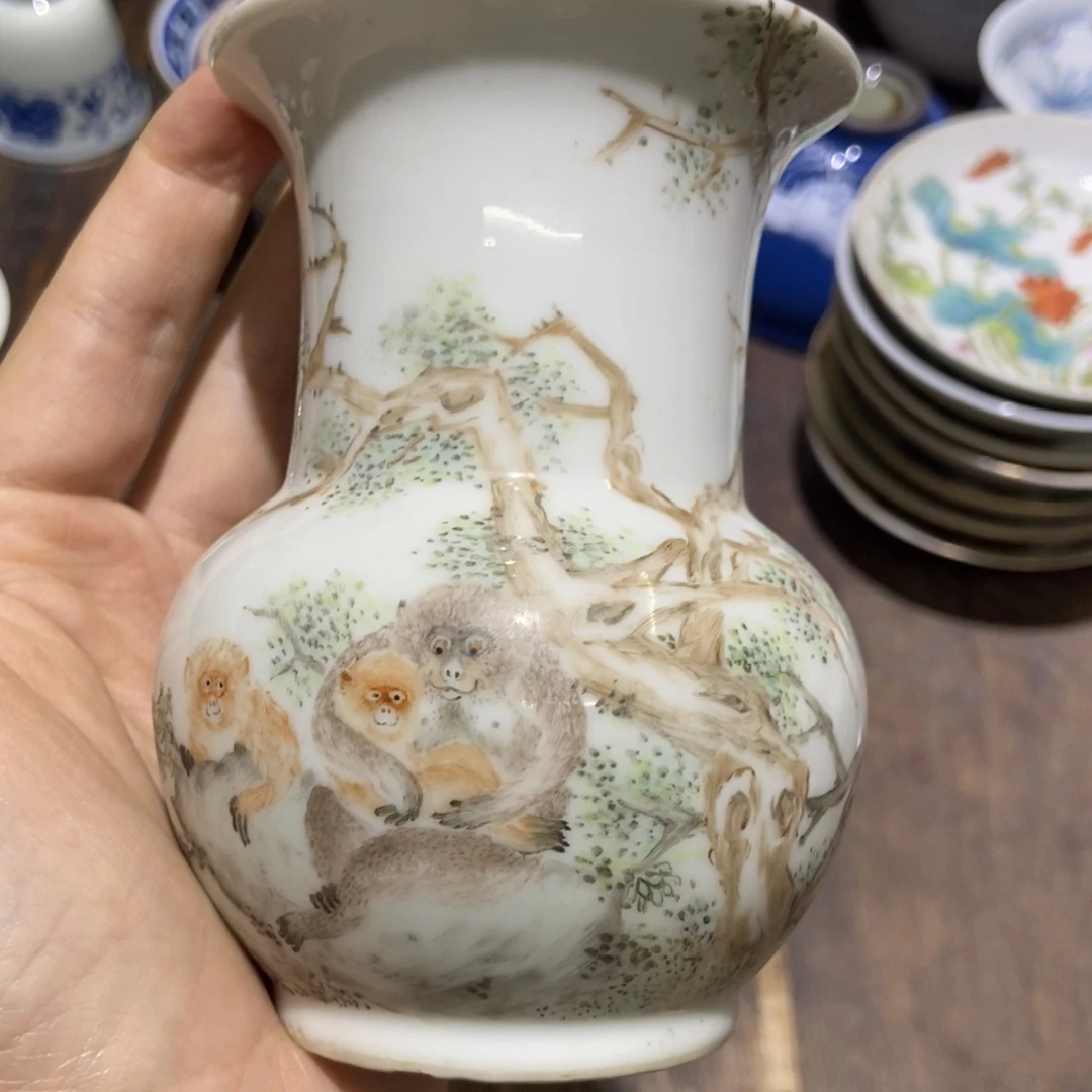 凤***灵陶瓷艺术品的制作