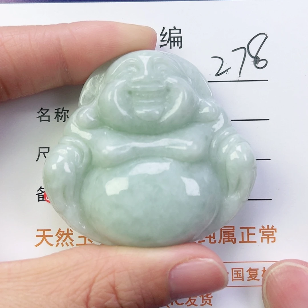 翡翠颈饰未镶嵌佛公