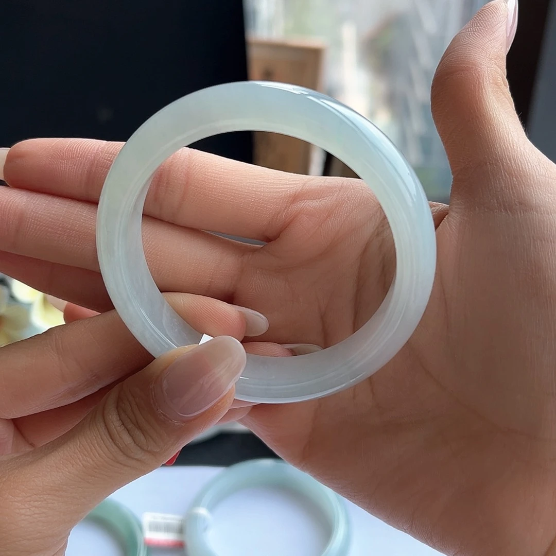 翡翠手镯未镶嵌33号55正圈