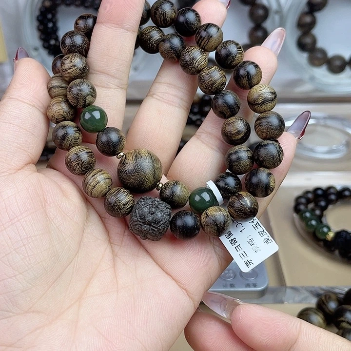 沉香手串M***?越南芽庄白奇玉化留疤嘤子虎斑