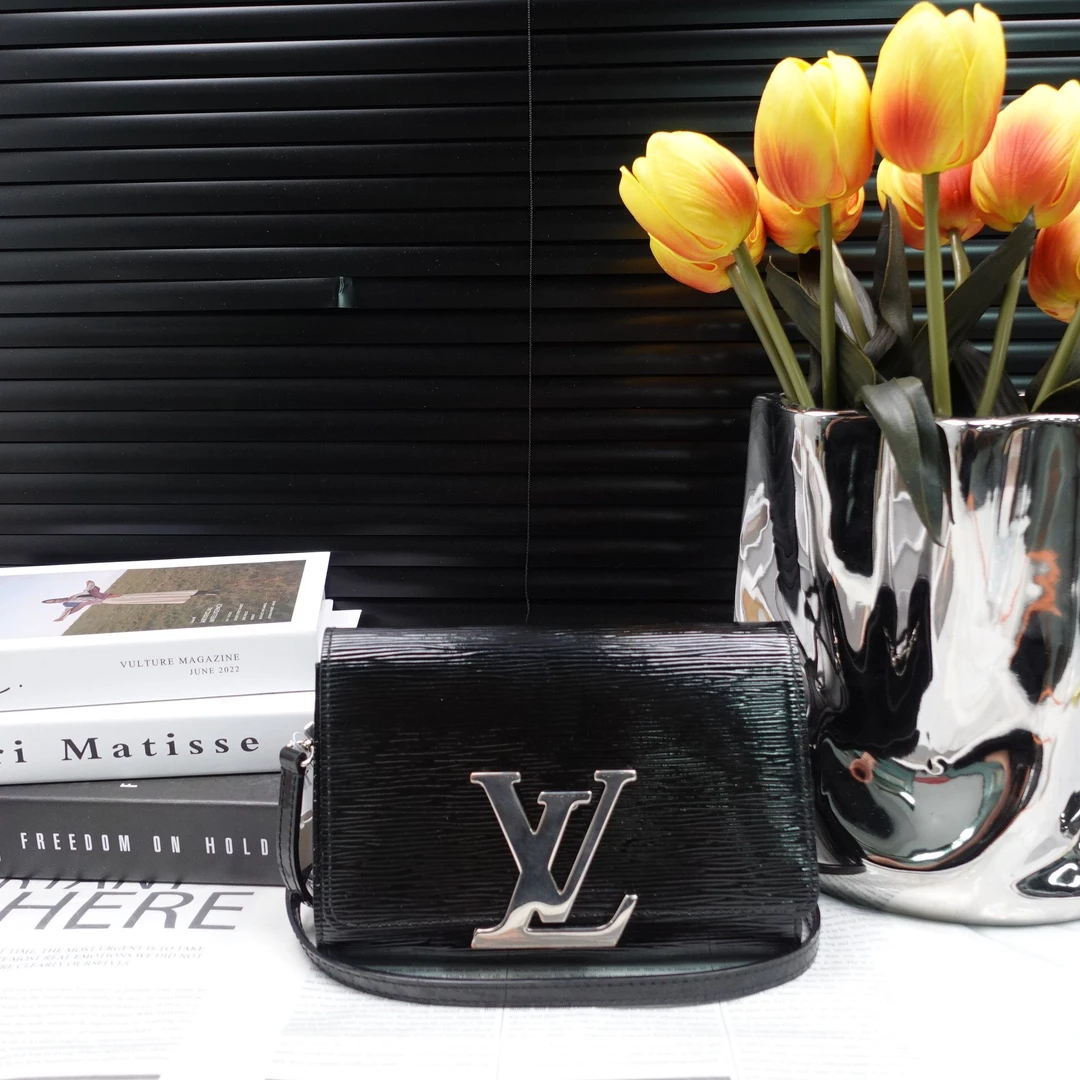 95新 LouisVuitton/路易威登 单肩包/T20162434