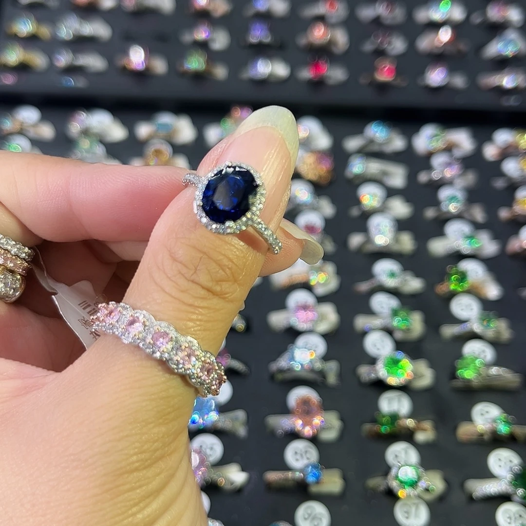 莫桑石非金属微镶鸽子蛋蓝宝-15.5