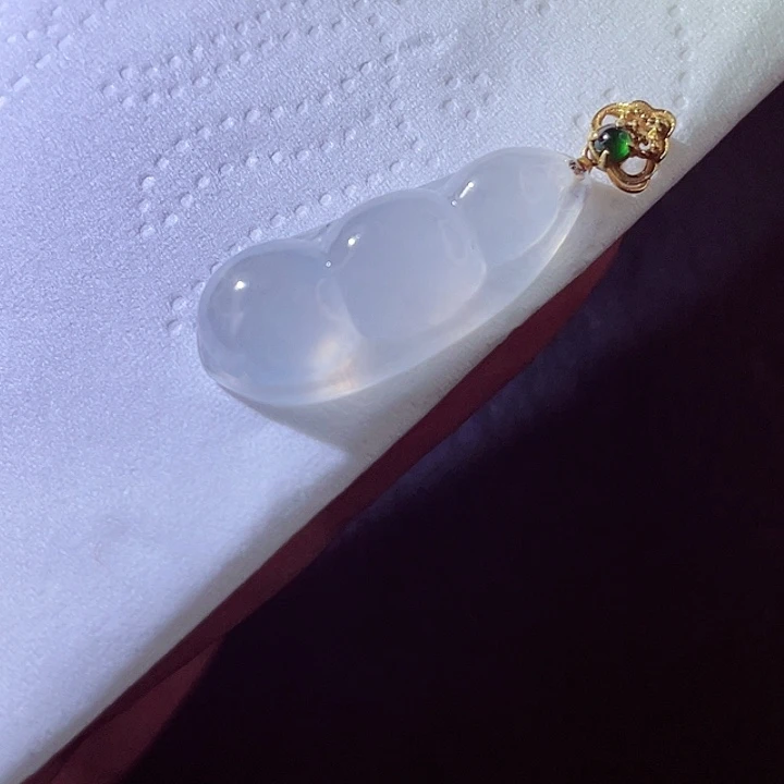 翡翠18K金镶嵌颈饰翡翠