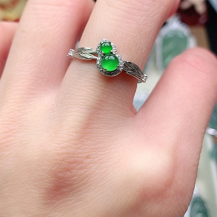 颈饰银S925镶嵌翡翠吊坠