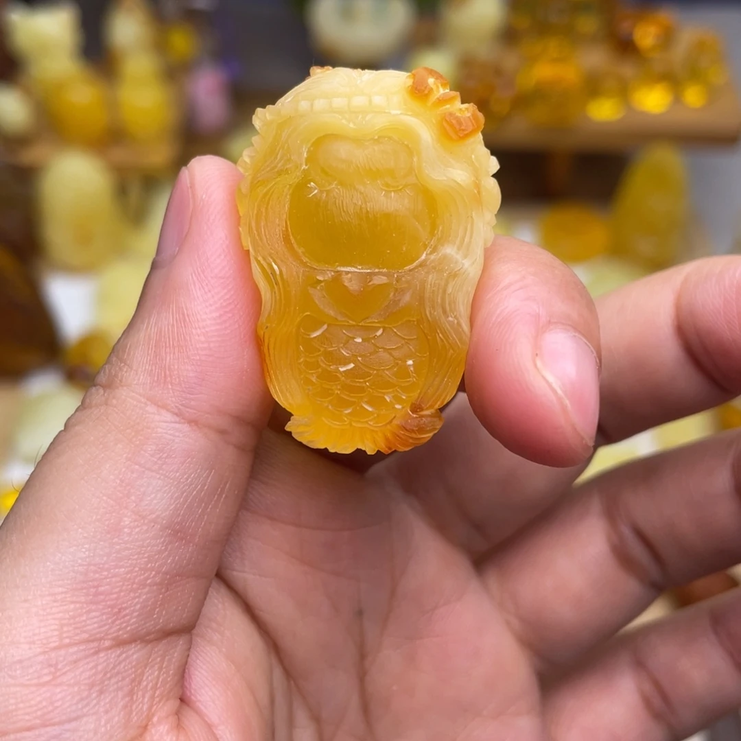 N***e未镶嵌颈饰琥珀美人鱼
