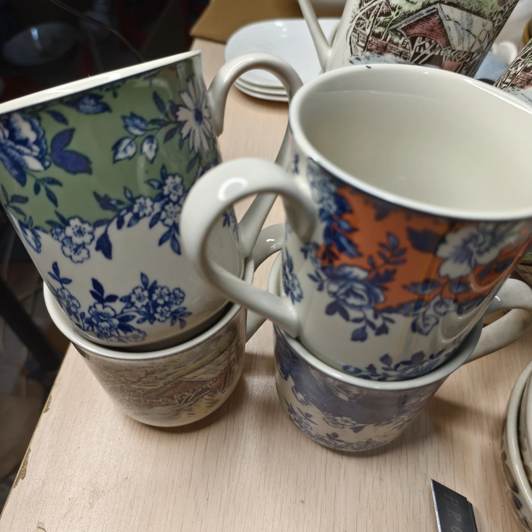 陶瓷马克杯 红绿蓝+雪景 微瑕