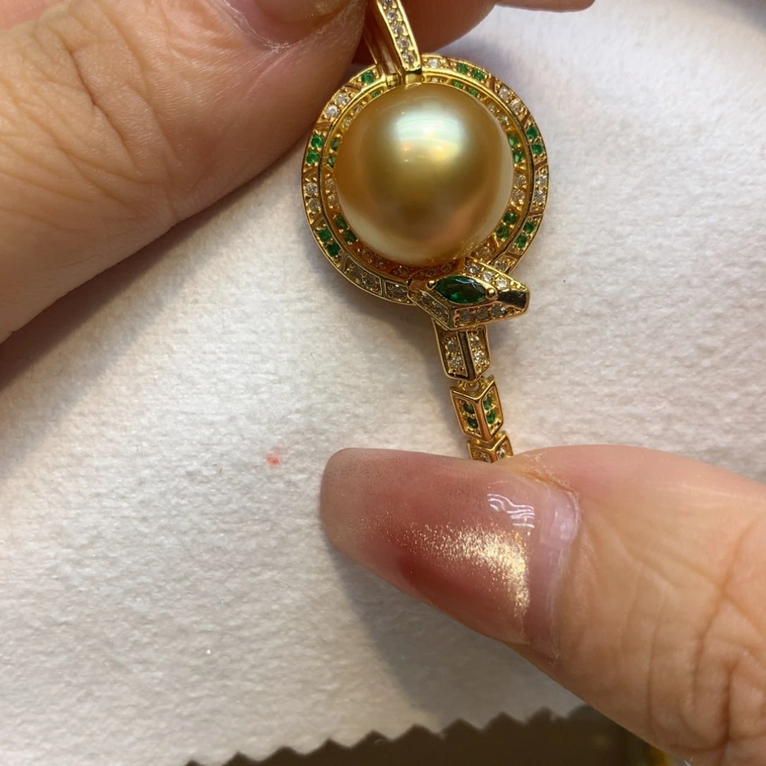 颈饰银S925镶嵌海水珍珠