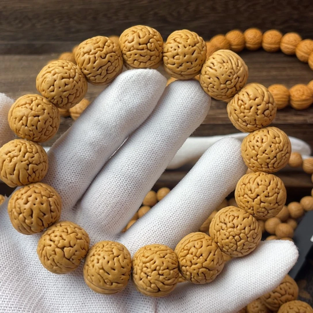 吊坠桃核?****.盘锦肌肉