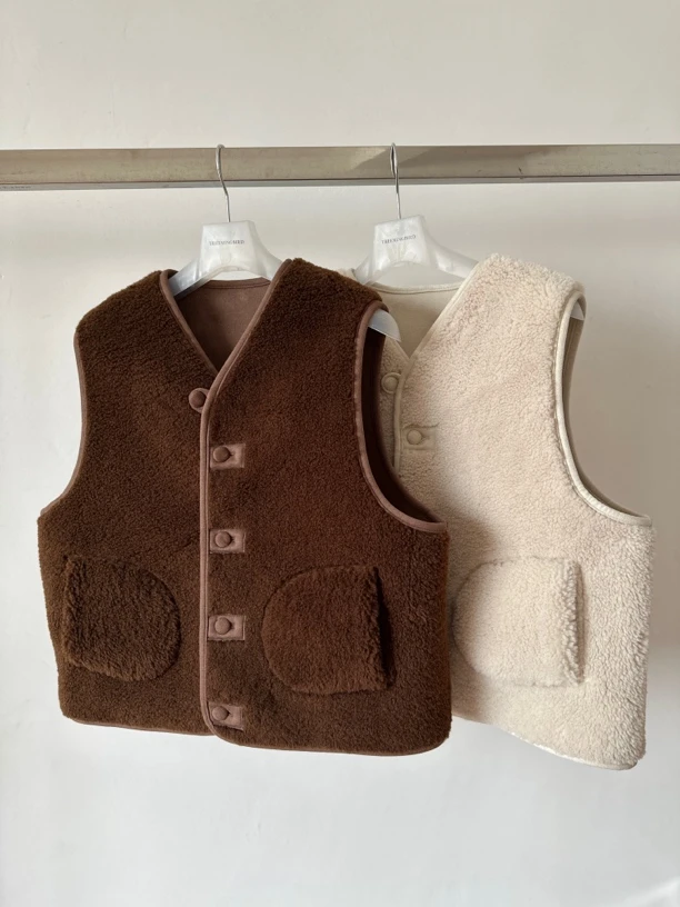 双面穿毛毛小马甲