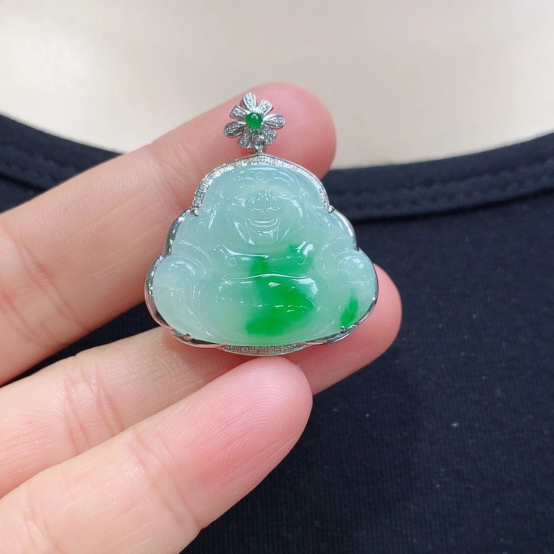 翡翠颈饰18K金镶嵌佛公