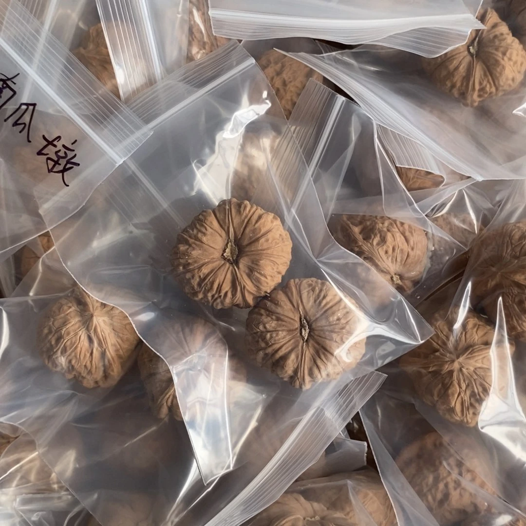 文玩核桃吊坠南瓜墩有瑕疵