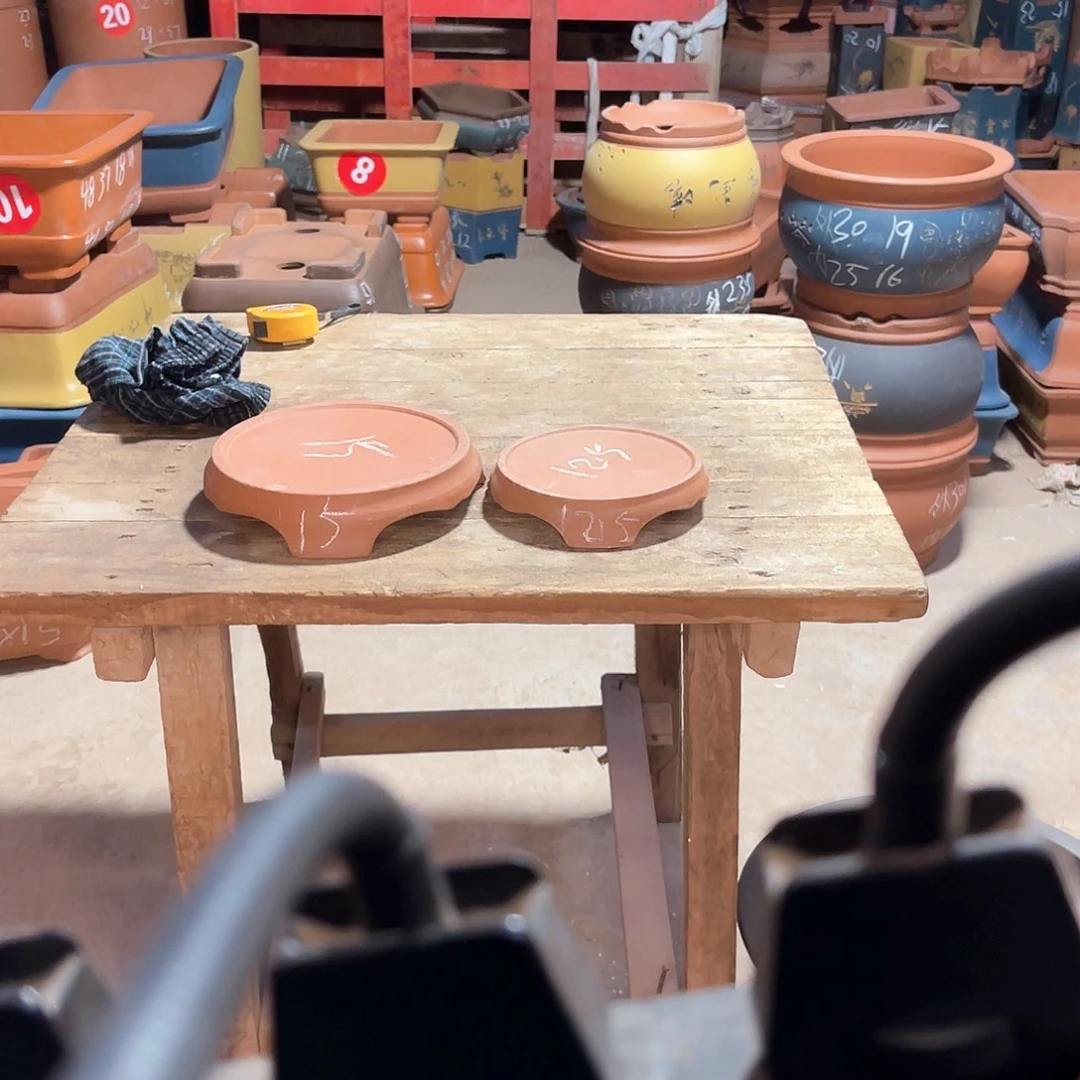 紫砂花盆托盘两个