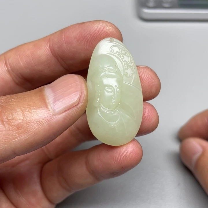 和田玉吊坠(不含链)未镶嵌欢**光