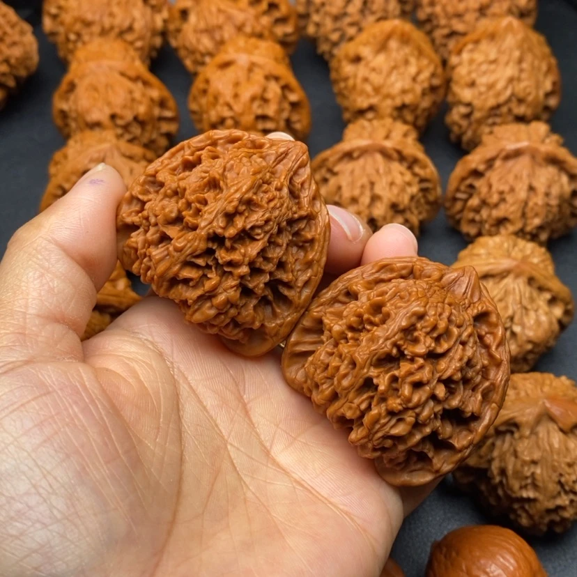 【闪购商品】文玩核桃把件44满天星