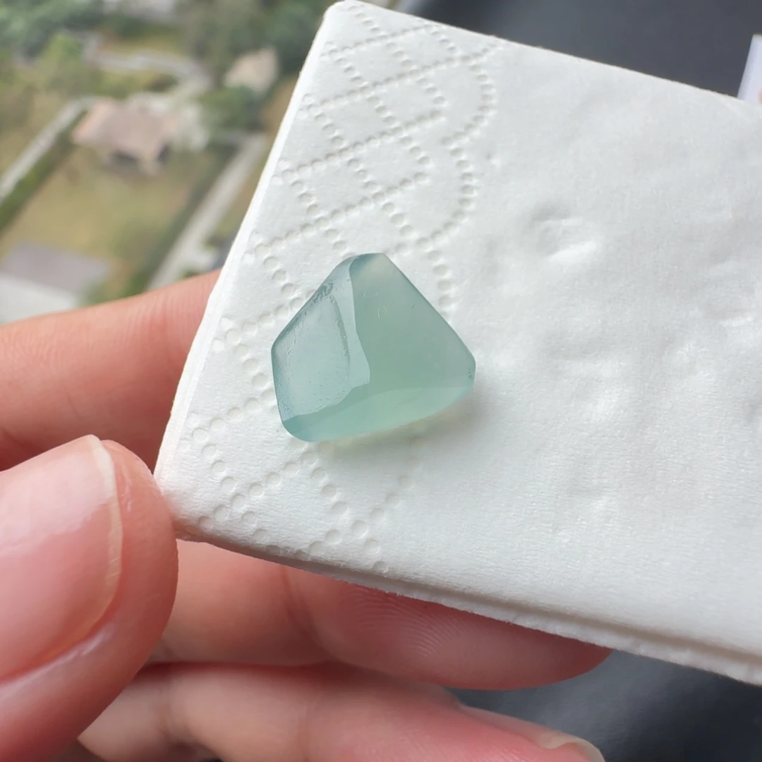 伊***1定制翡翠未镶嵌冰种蓝料子定做题材