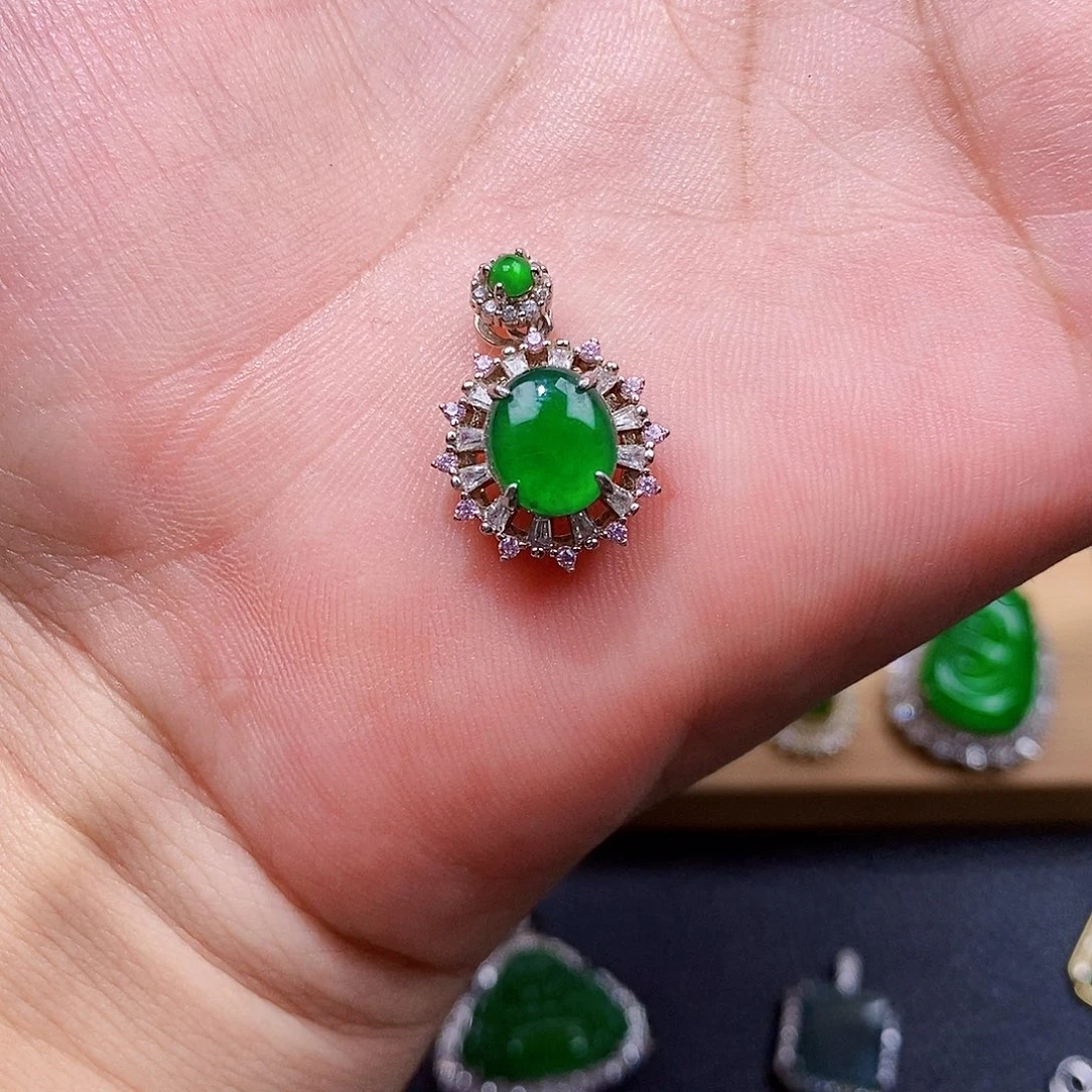 颈饰银S925镶嵌翡翠w w