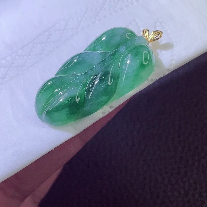 未镶嵌定制翡翠翡翠
