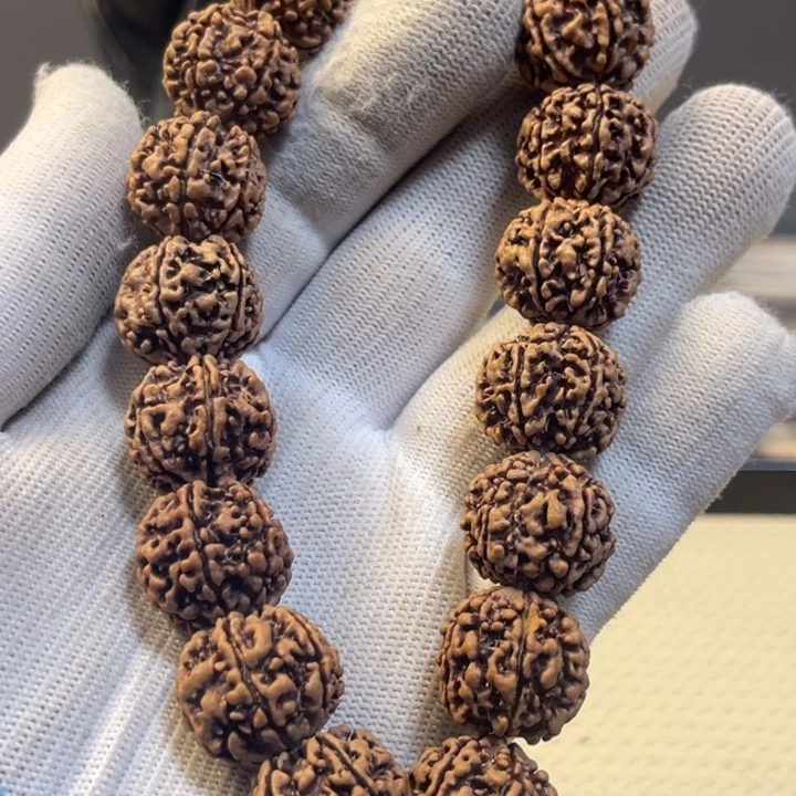 金刚菩提吊坠?****中雪花六瓣