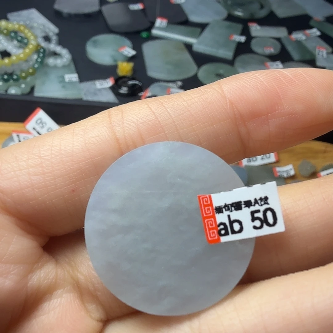 翡翠未镶嵌颈饰天然缅甸翡翠A货