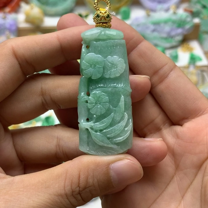颈饰未镶嵌翡翠翡翠