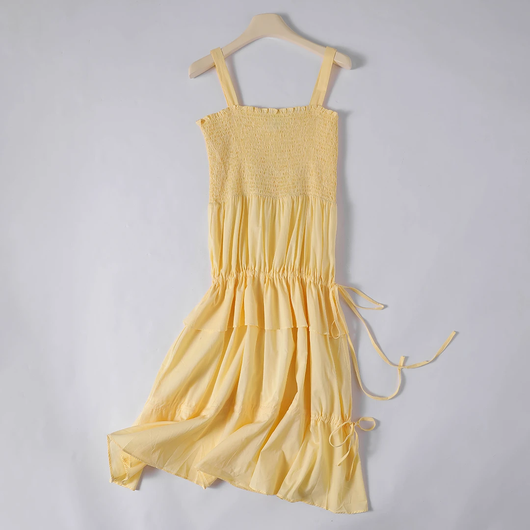 R-9103 吊带连衣裙夏季休闲鹅黄色收腰减龄裙子纯色吊带裙无袖